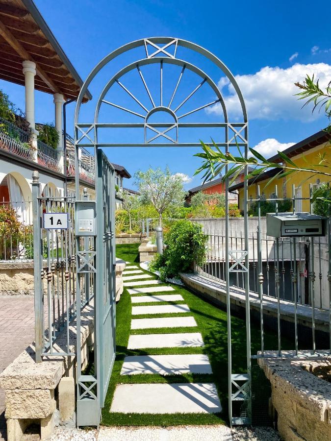 Belvedere Home Дезенцано-дель-Гарда Экстерьер фото