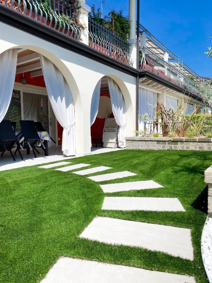 Belvedere Home Дезенцано-дель-Гарда Экстерьер фото