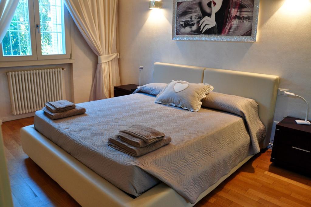 Belvedere Home Дезенцано-дель-Гарда Экстерьер фото